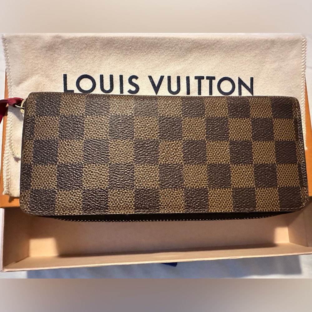 Clemence wallet